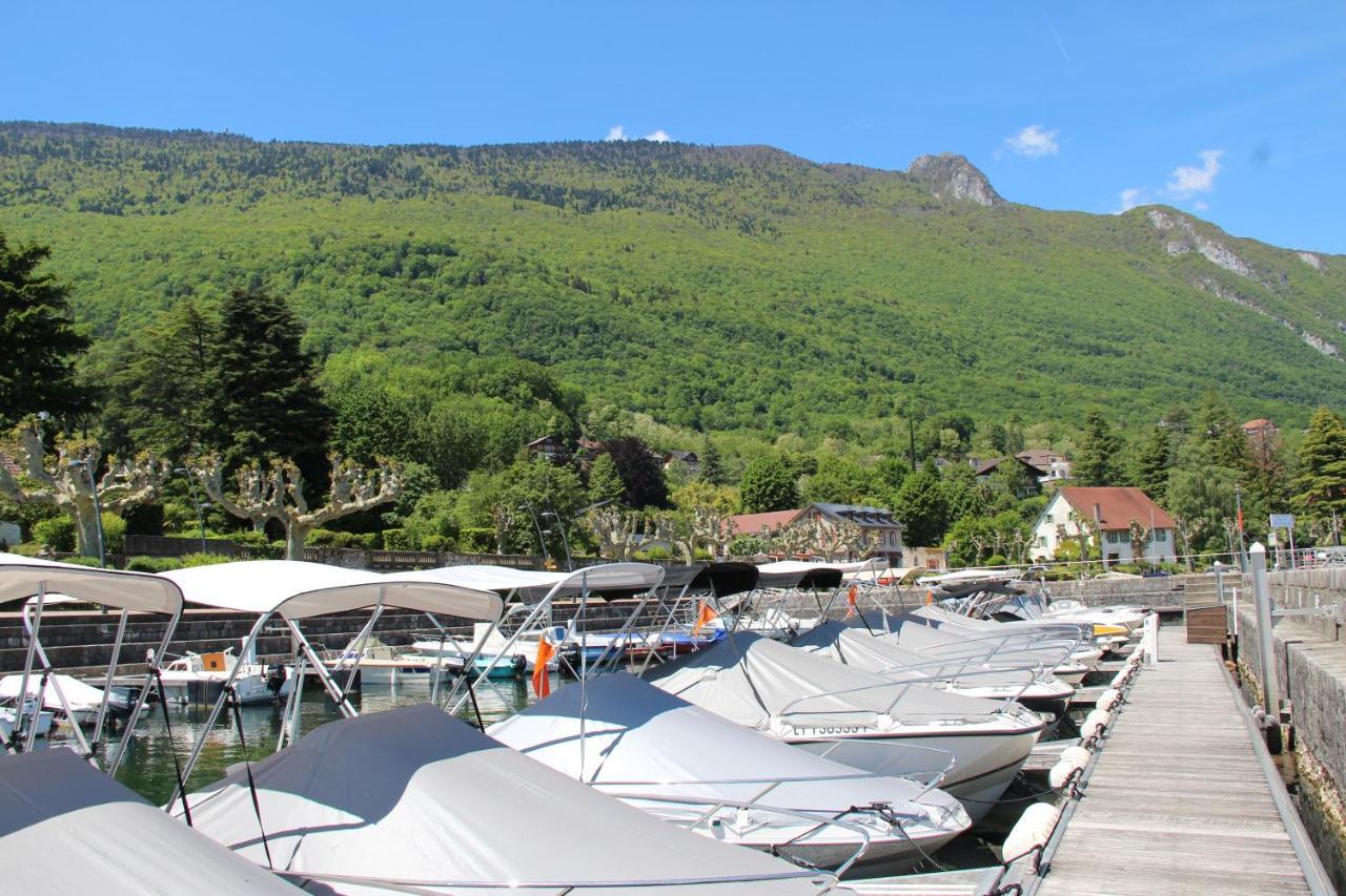 Les Suites Du Port Ле-Бурже-дю-Лак Экстерьер фото